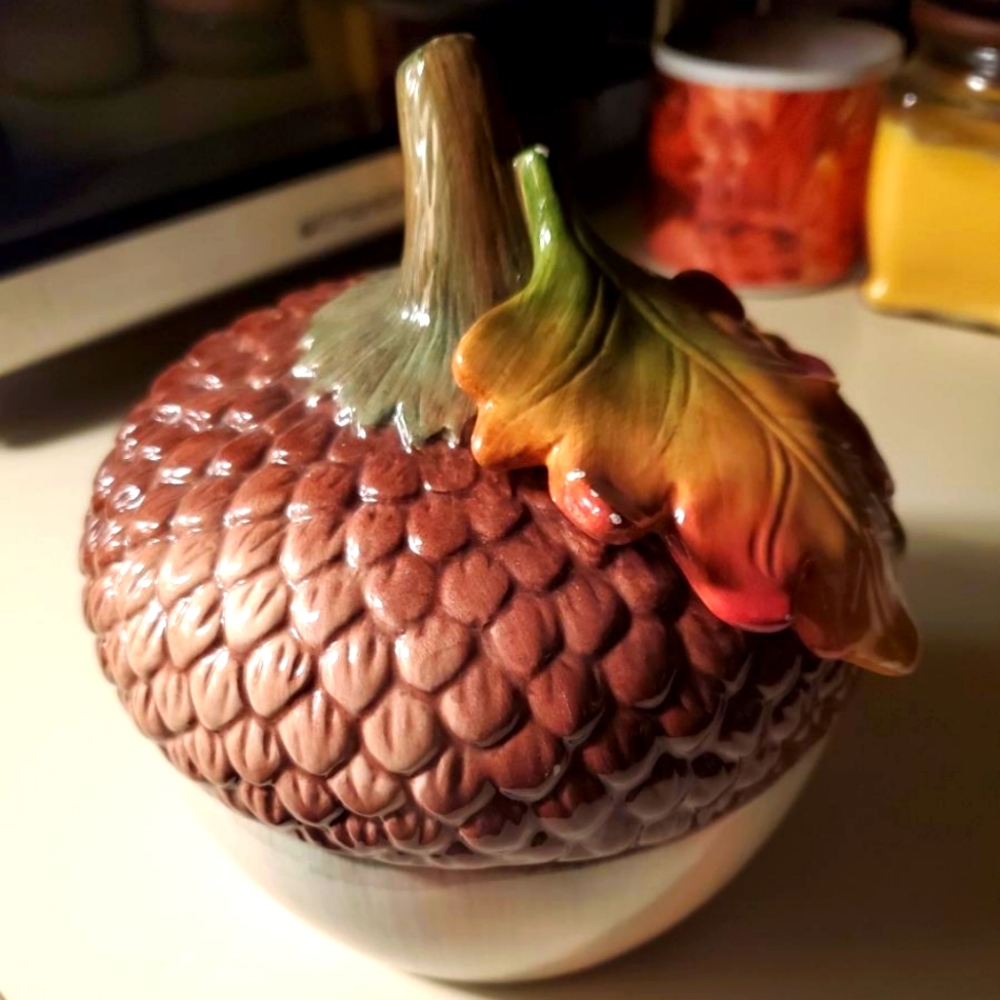 Acorn Jar/Cookie Jar